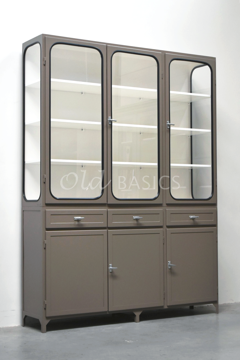 Apothekerskast Retrique, 3 deuren, RAL7006, grijs, beige, bruin, materiaal staal